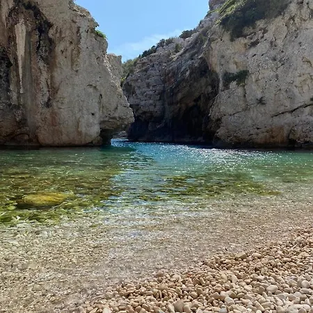 Holiday Stiniva Holiday home Vis