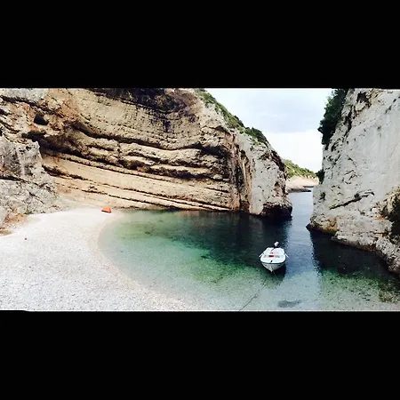 Holiday Stiniva *