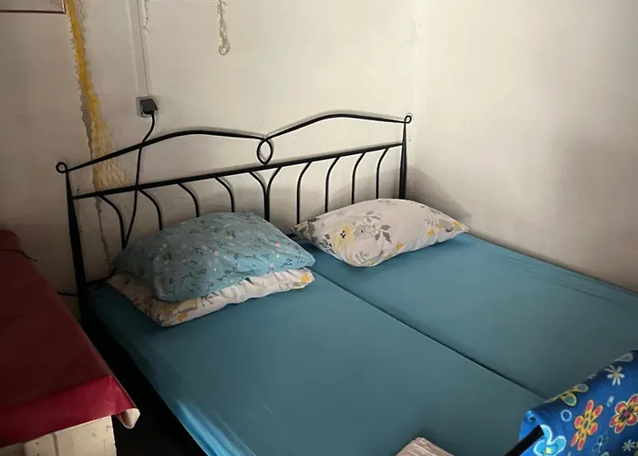 Nyaraló Stiniva Vis